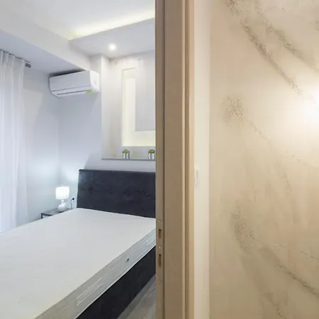 Incitybnb - Klea Double Suites Apartment *